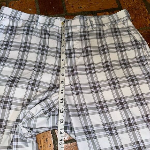 Savane Plaid Flat Front Shorts - Picture 6 of 9
